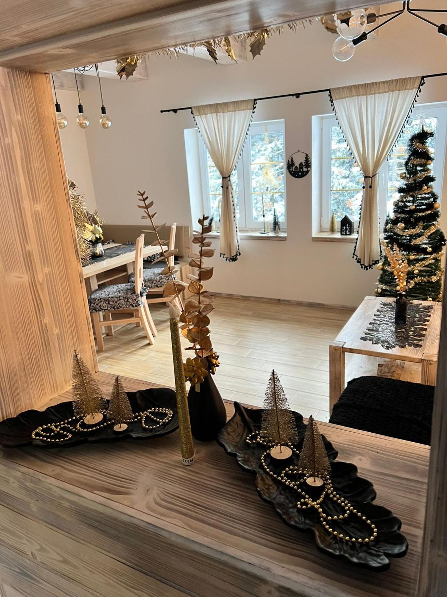 Roubenka U Kavku Villa สตาเร ฮัมรี ภายนอก รูปภาพ